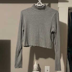 Aerie Gray Long Sleeve Crop Top